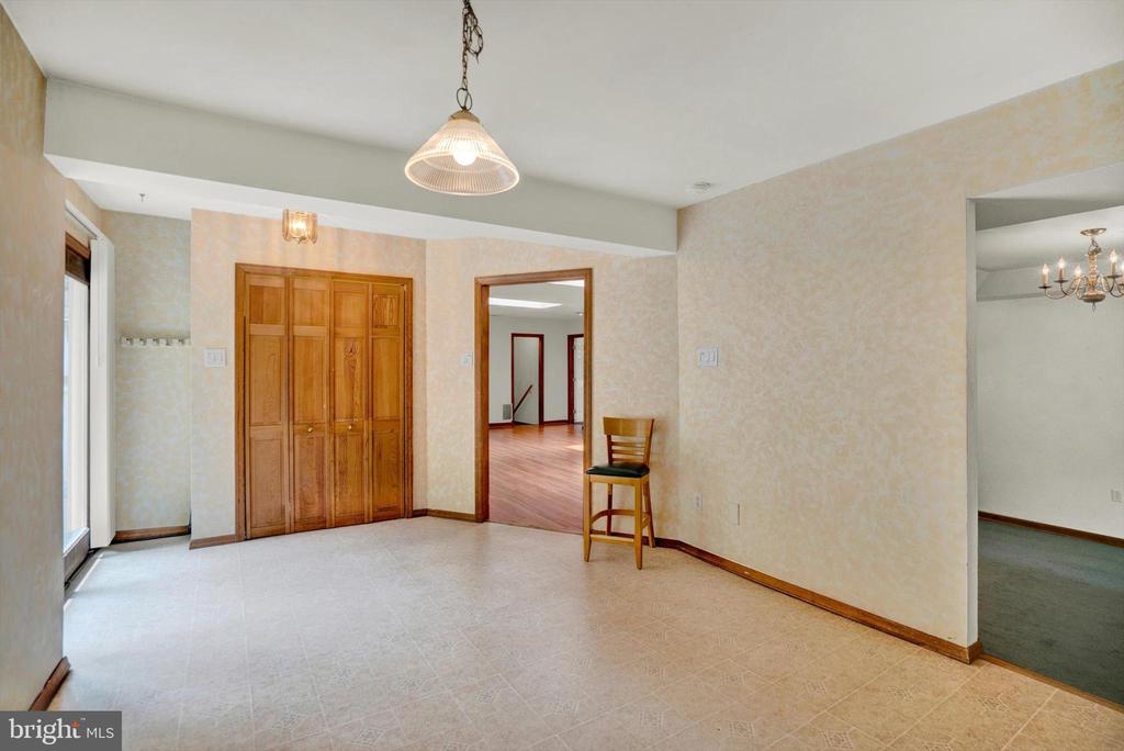 1418 SCHOOLHOUSE ROAD