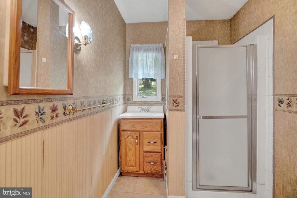 1418 SCHOOLHOUSE ROAD