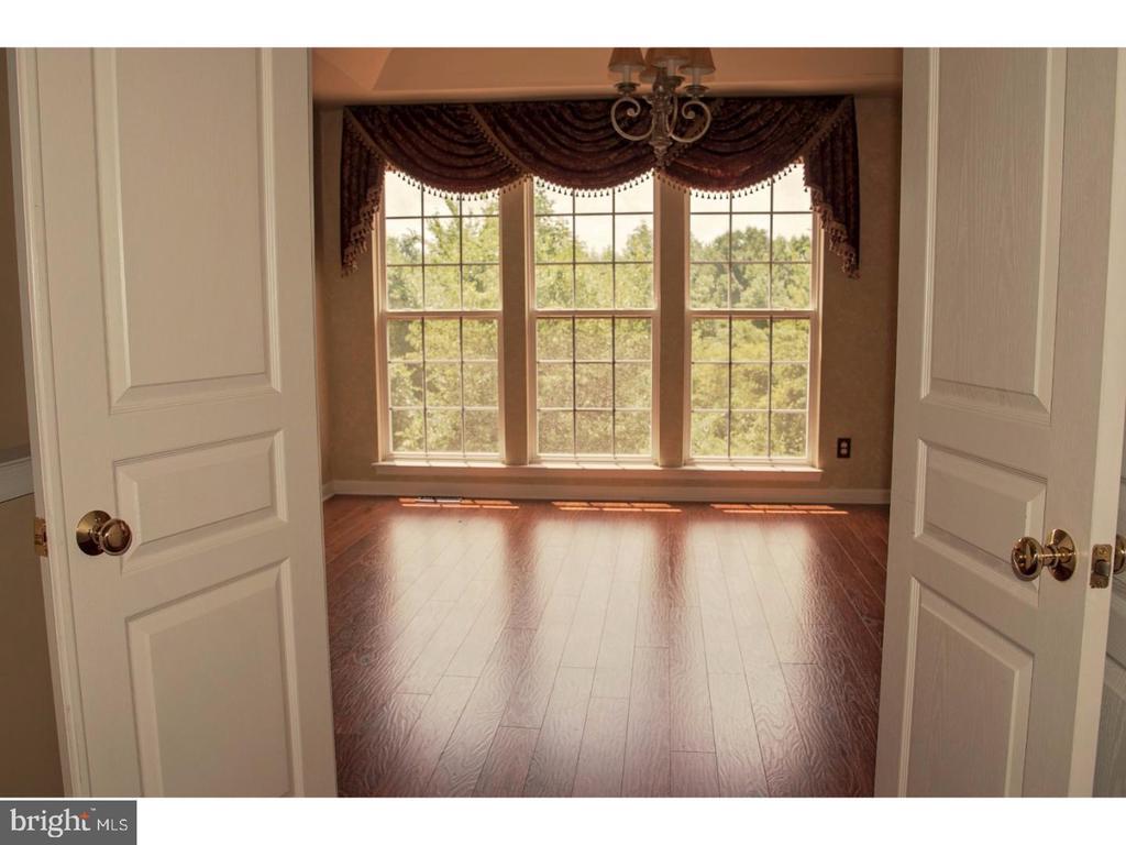 13 AVALON COURT