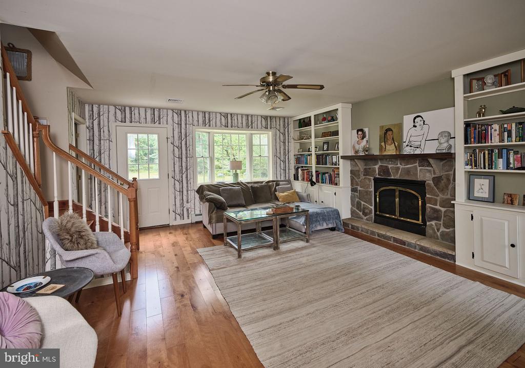 654 HARRISBURG SCHOOL ROAD