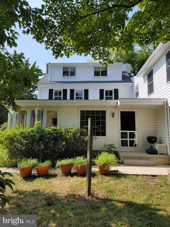 654 HARRISBURG SCHOOL ROAD