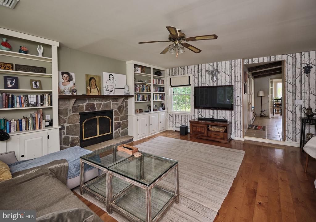 654 HARRISBURG SCHOOL ROAD