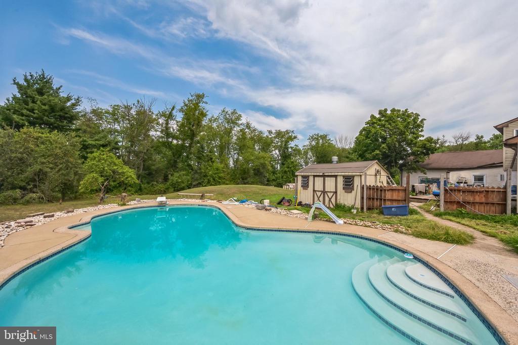 95 BEVERLY DRIVE