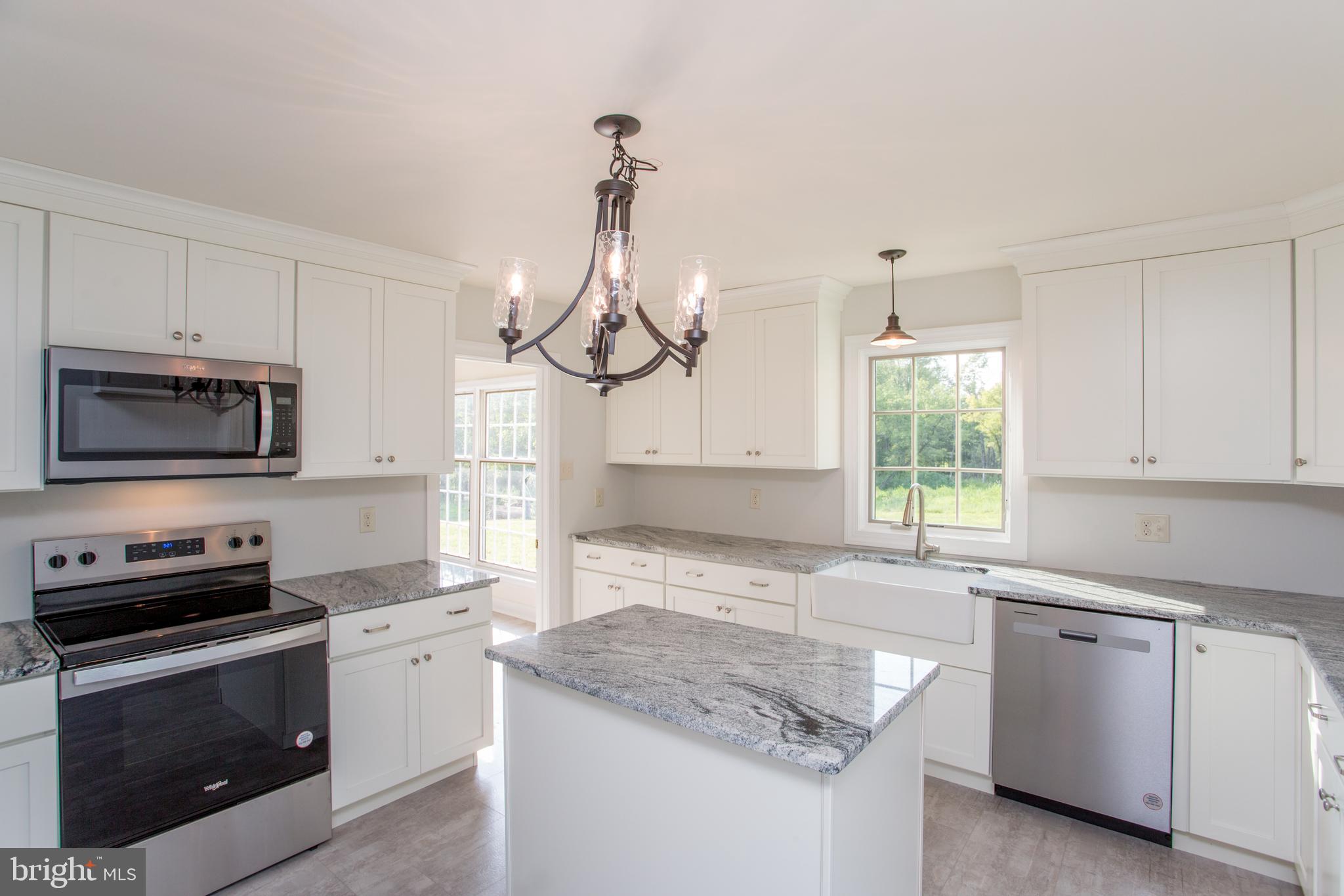 275 PARK DRIVE W