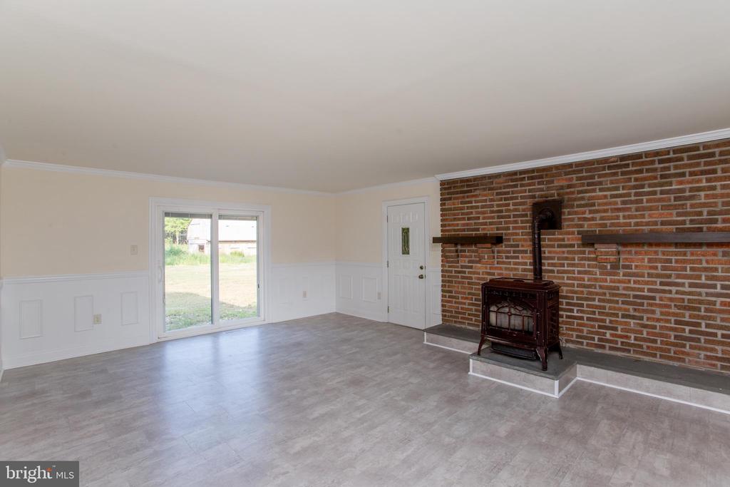 275 PARK DRIVE W