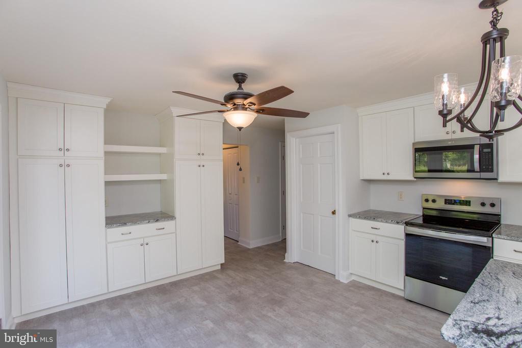 275 PARK DRIVE W