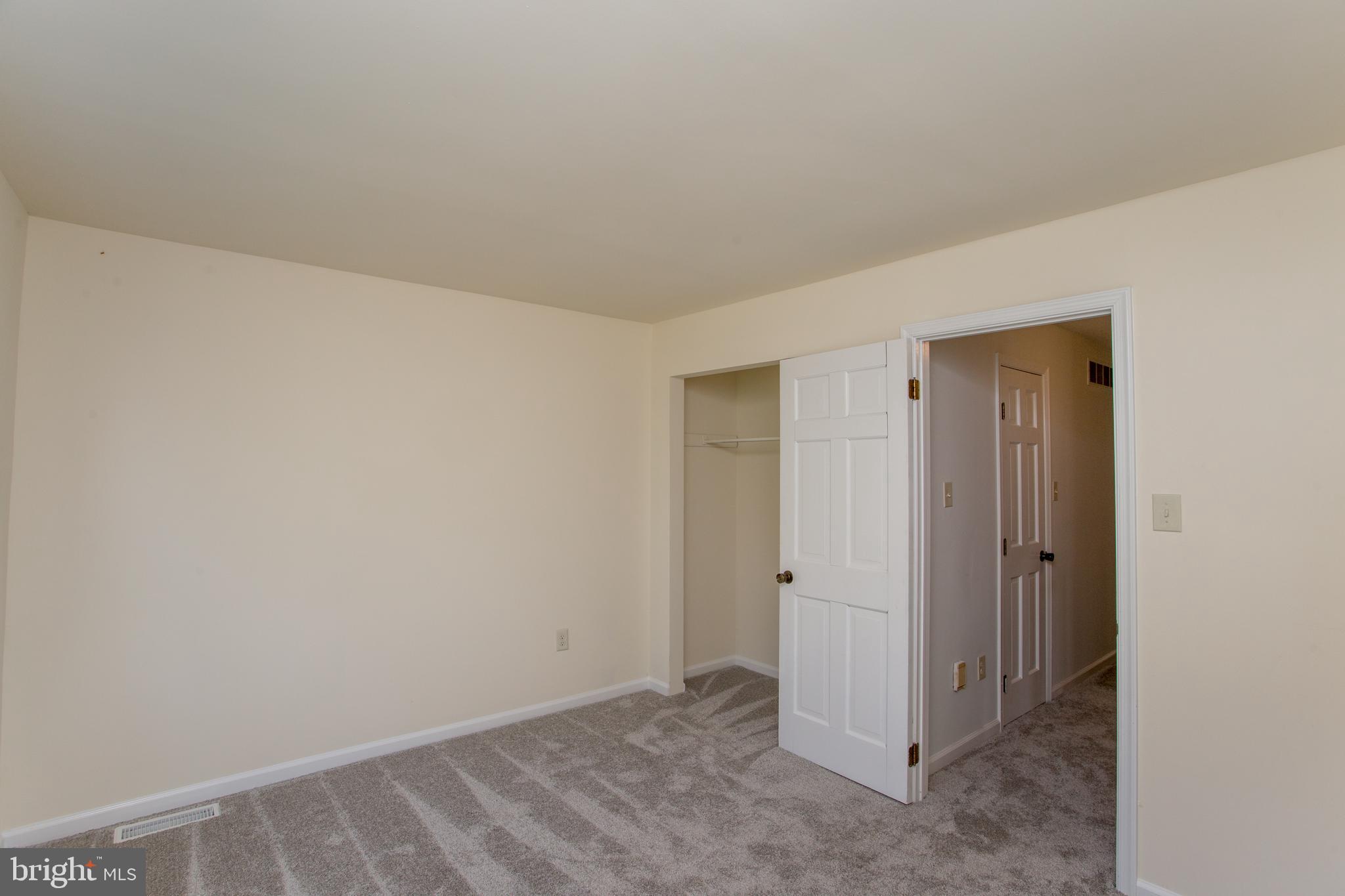 275 PARK DRIVE W