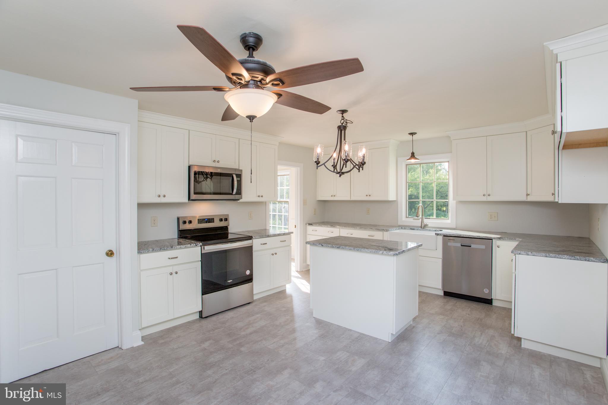 275 PARK DRIVE W