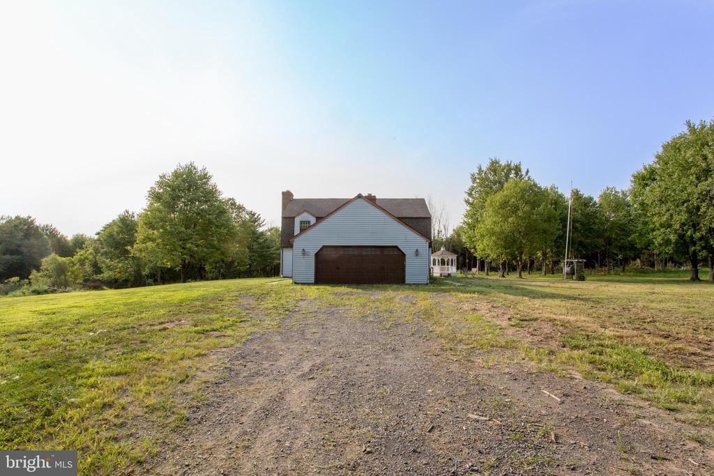 275 PARK DRIVE W
