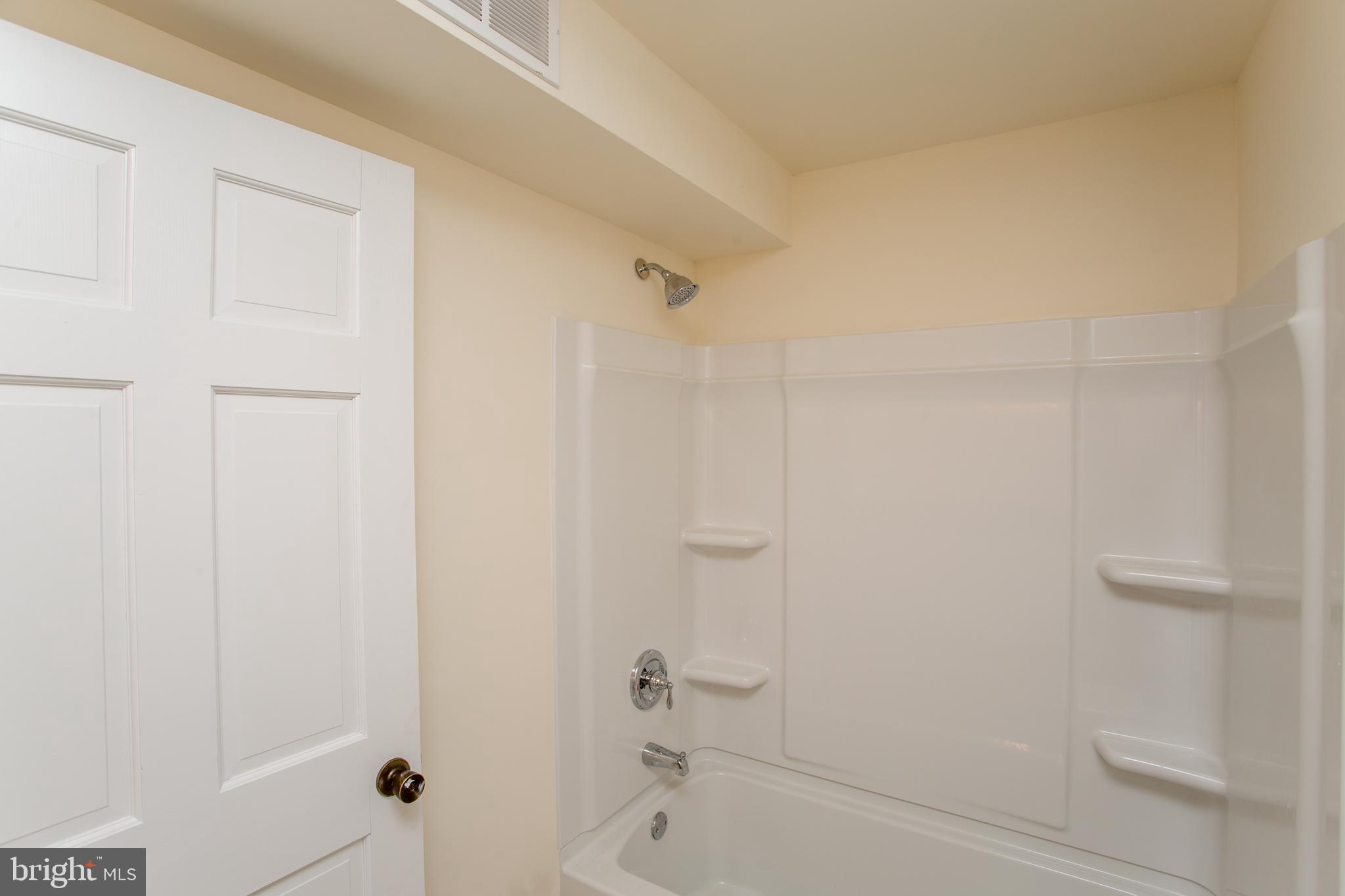 275 PARK DRIVE W