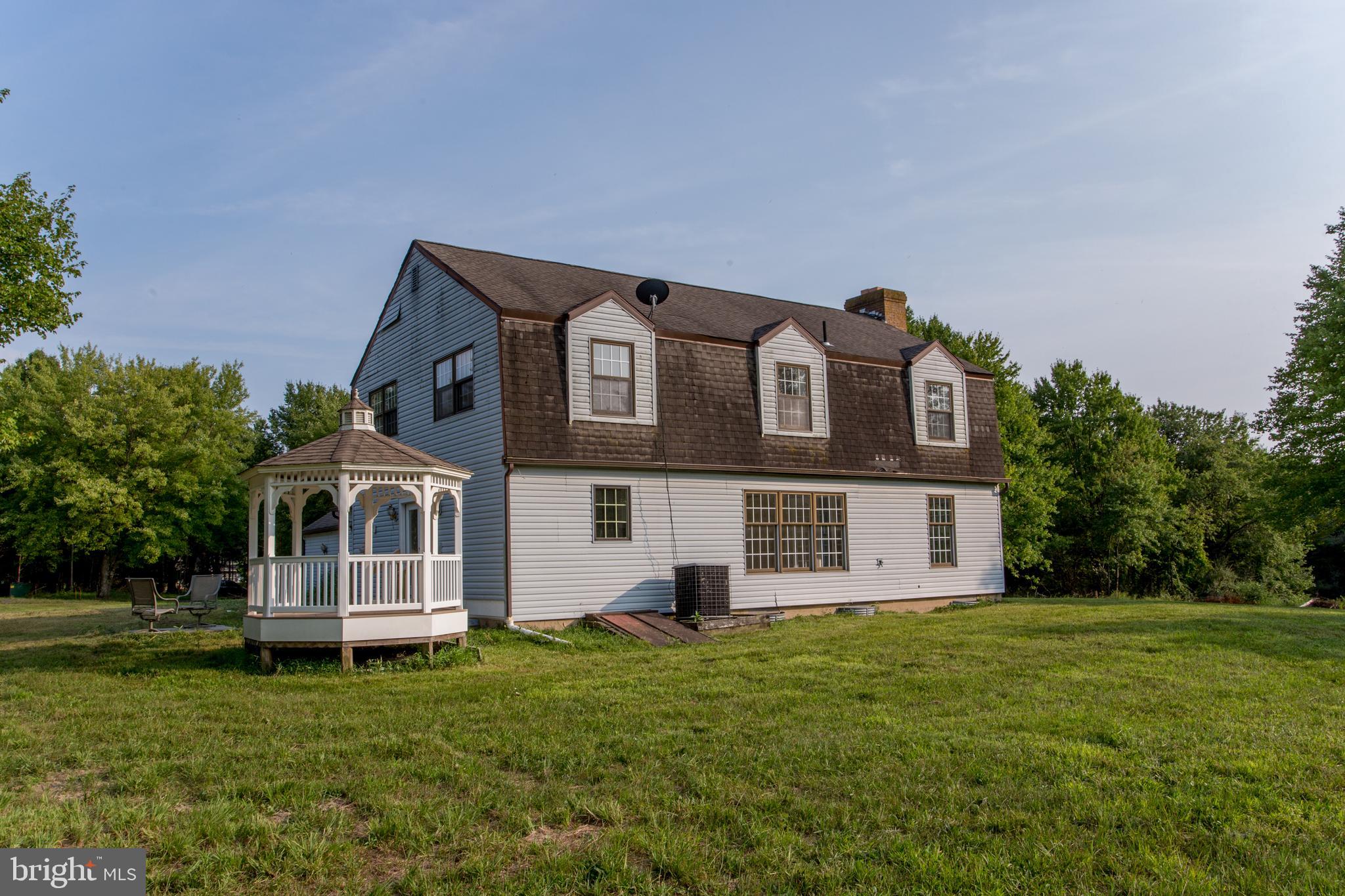 275 PARK DRIVE W