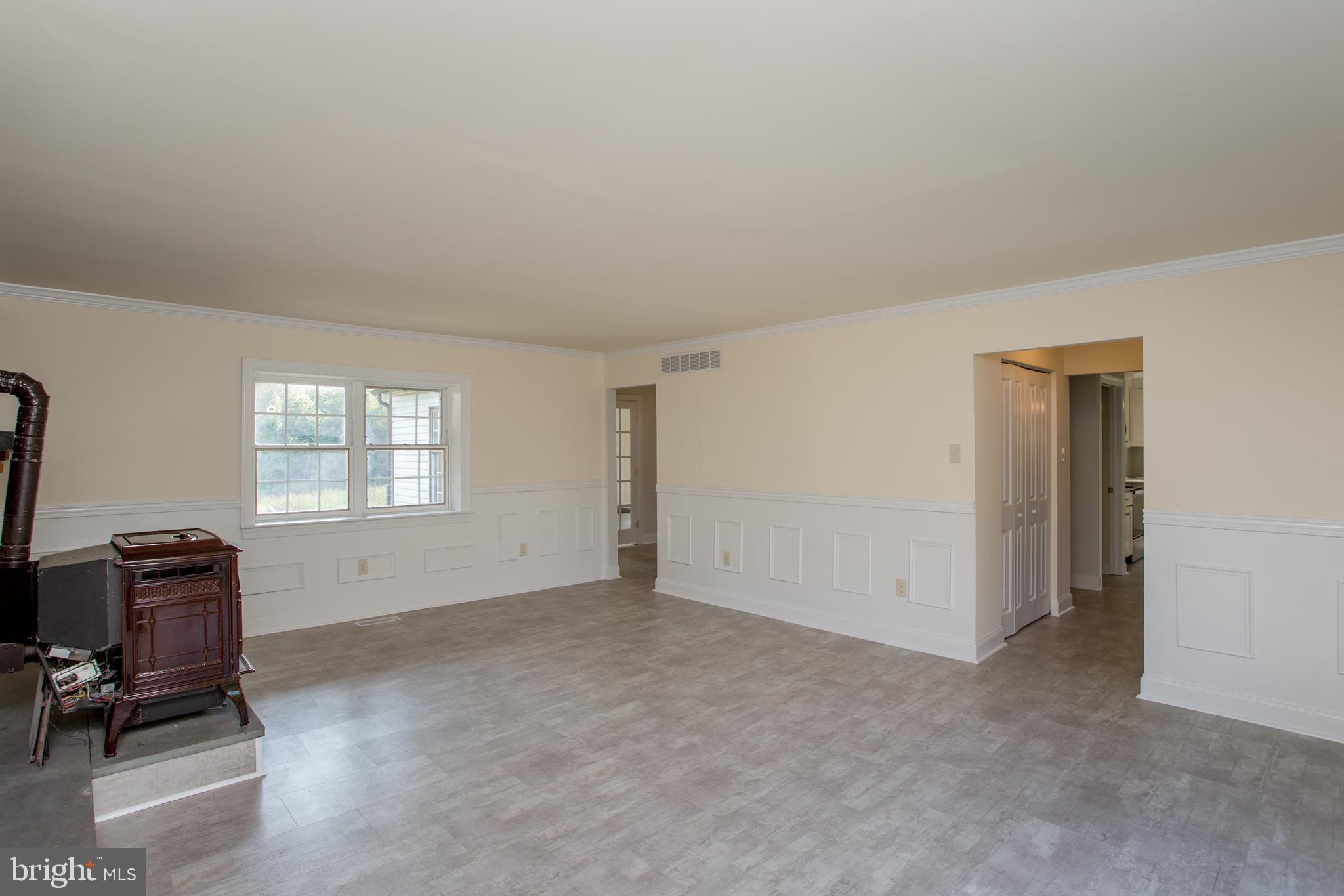 275 PARK DRIVE W
