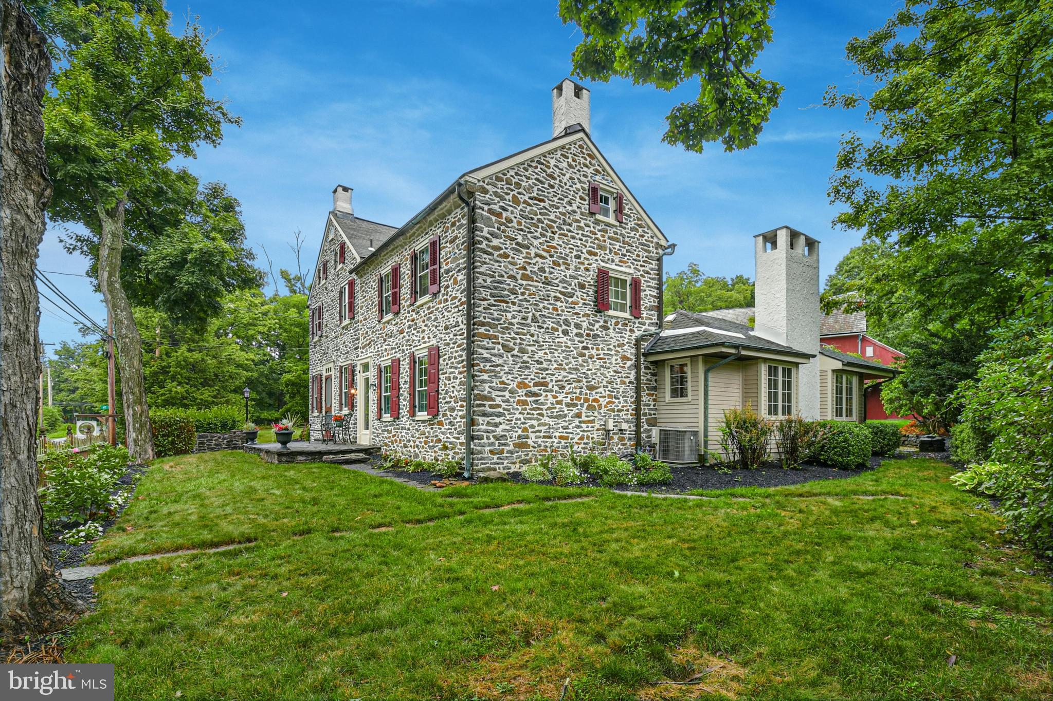672 OLD BETHLEHEM ROAD