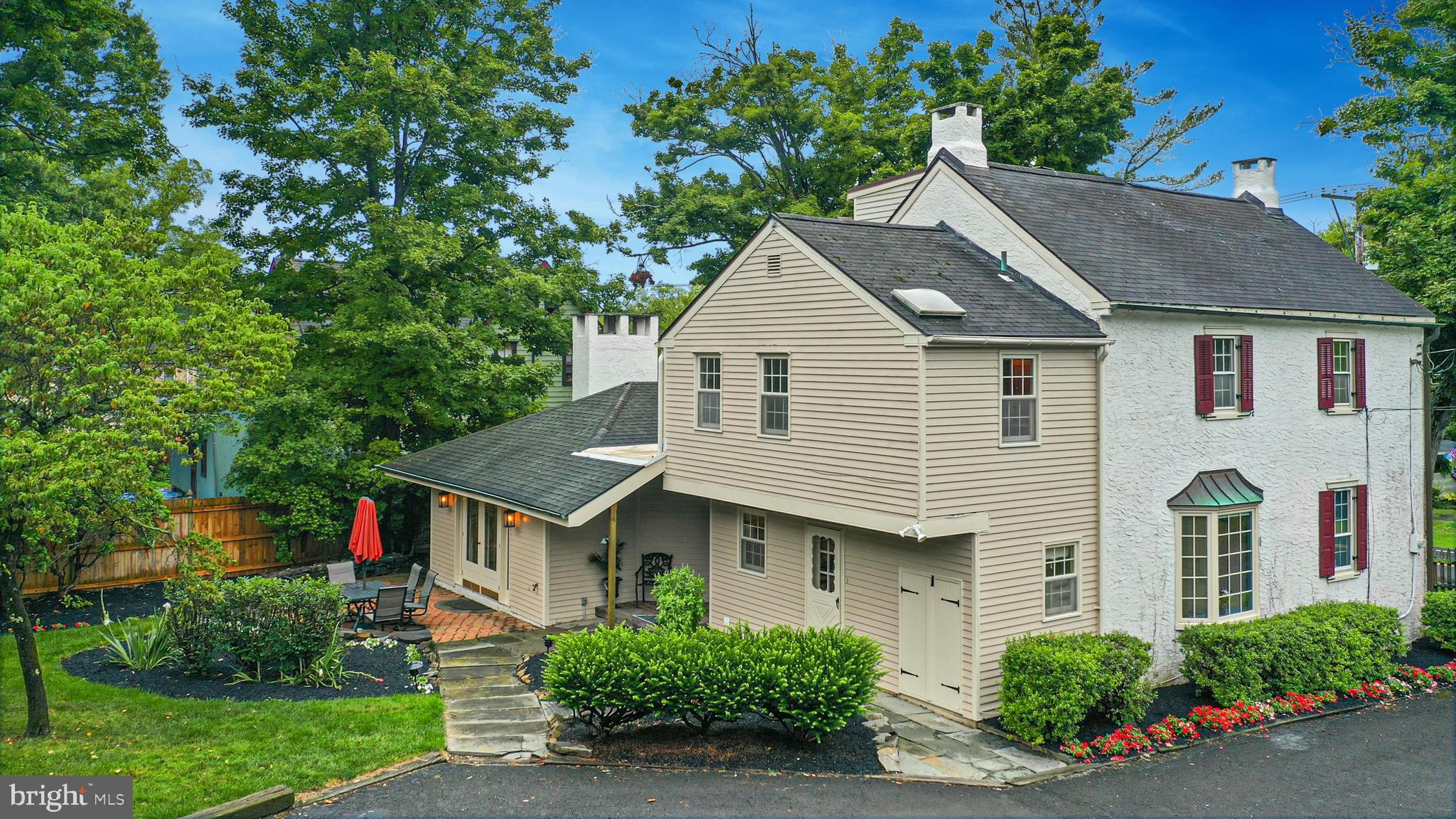 672 OLD BETHLEHEM ROAD