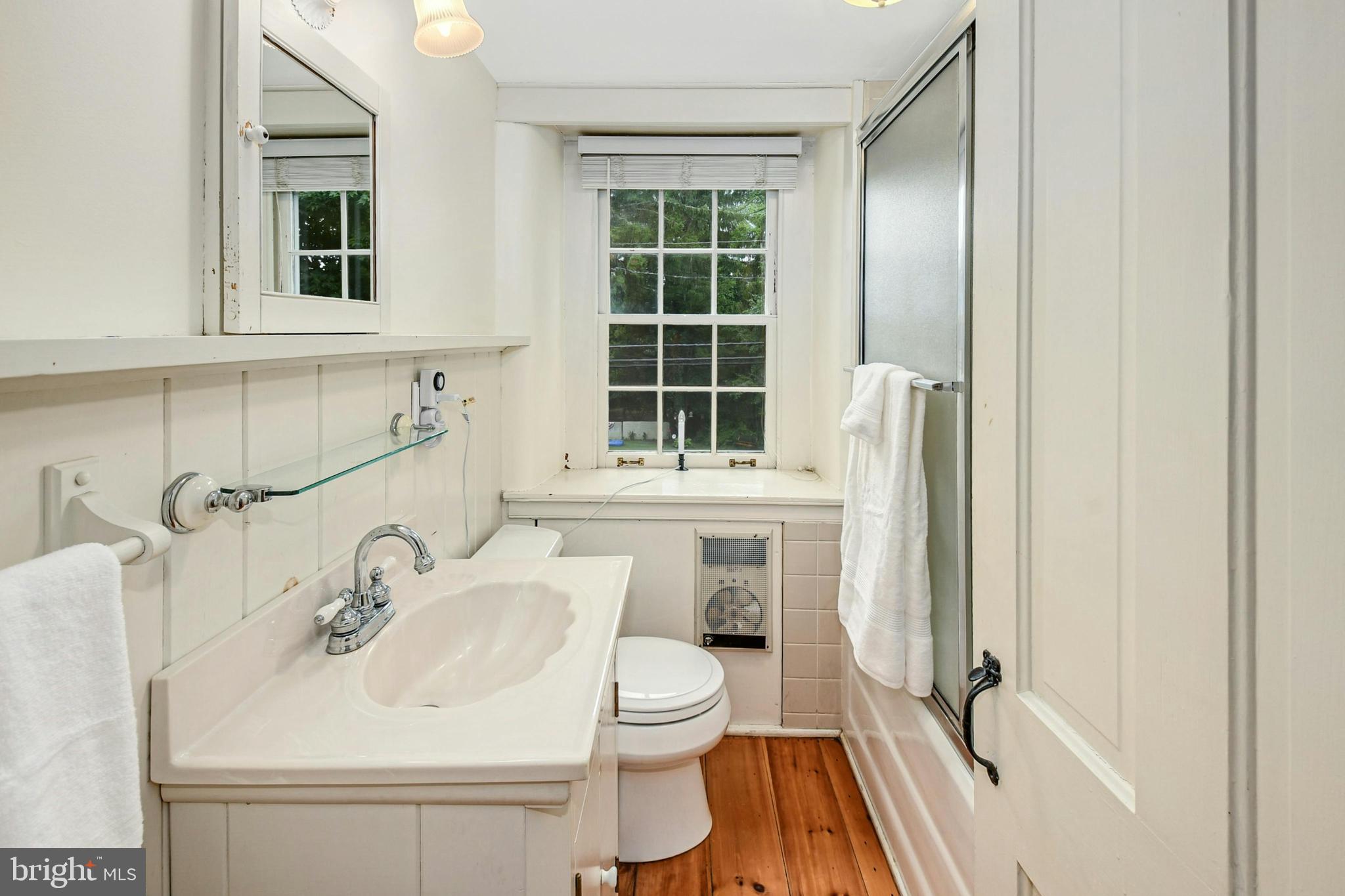 672 OLD BETHLEHEM ROAD