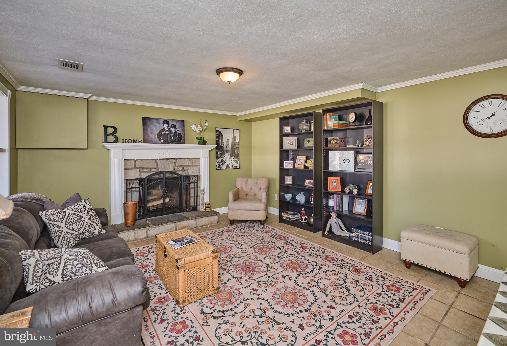 62 HAGAN DRIVE