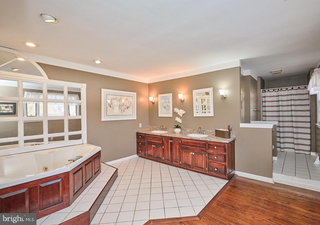 62 HAGAN DRIVE