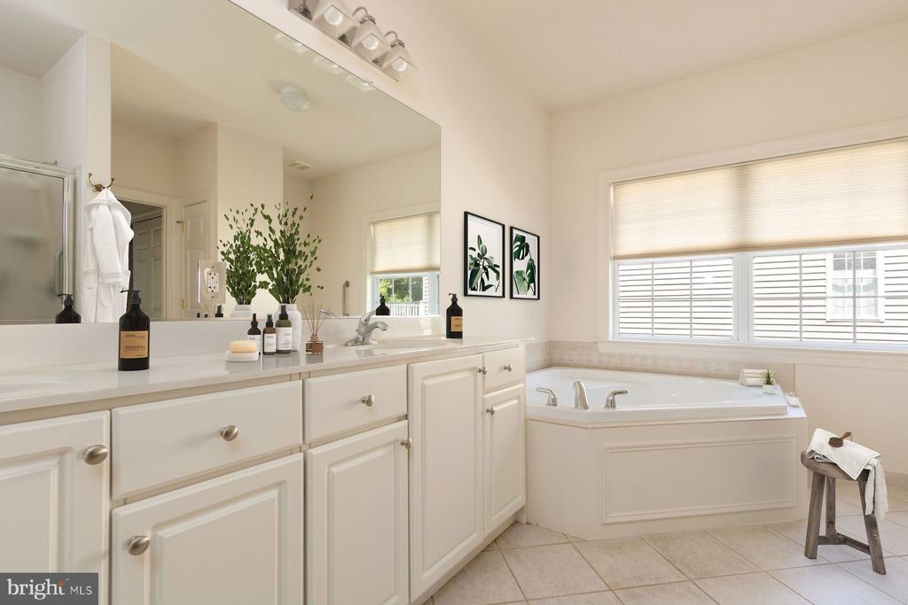146 SILVERTAIL LANE