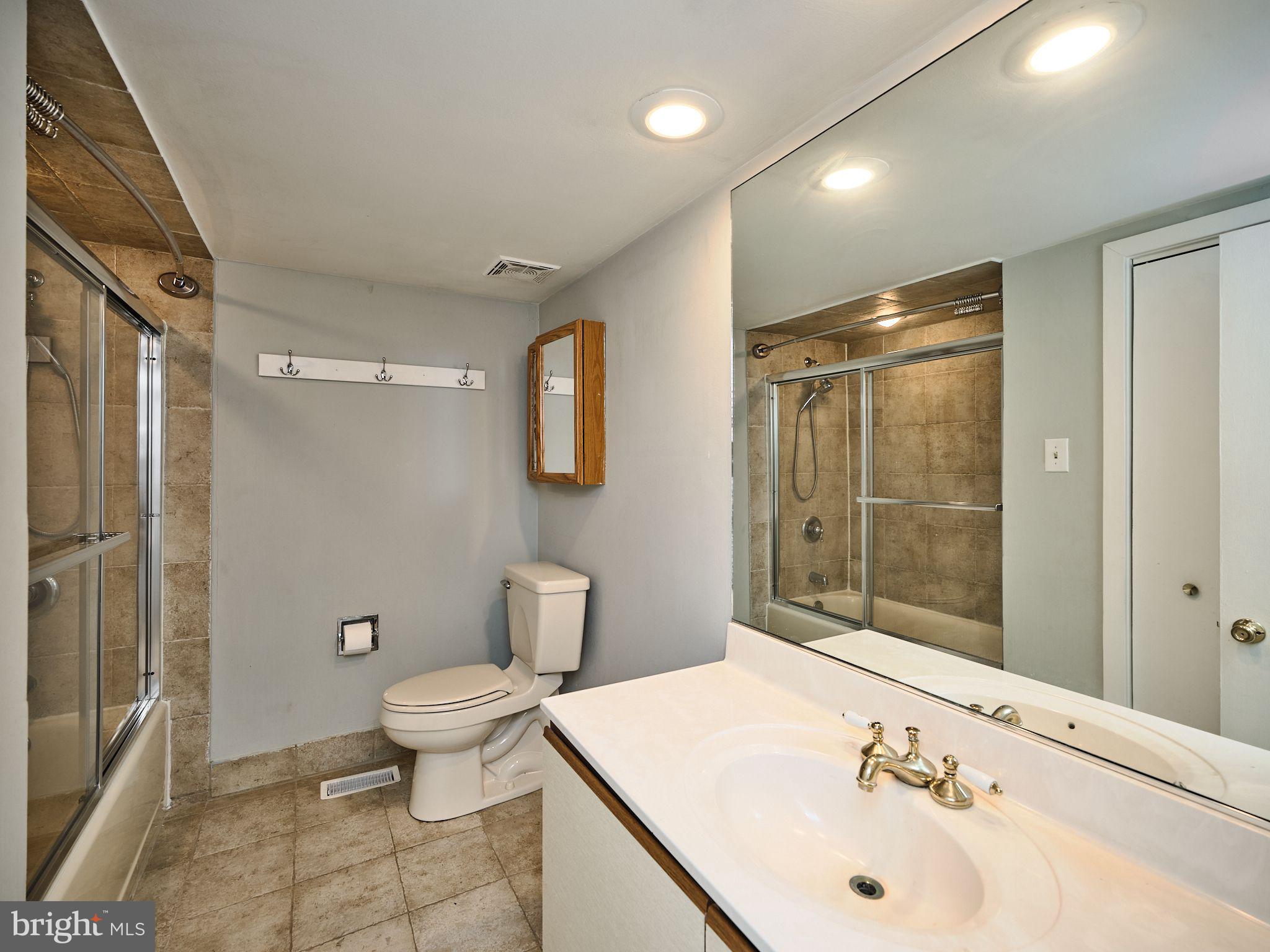 26 RIVERHILL A