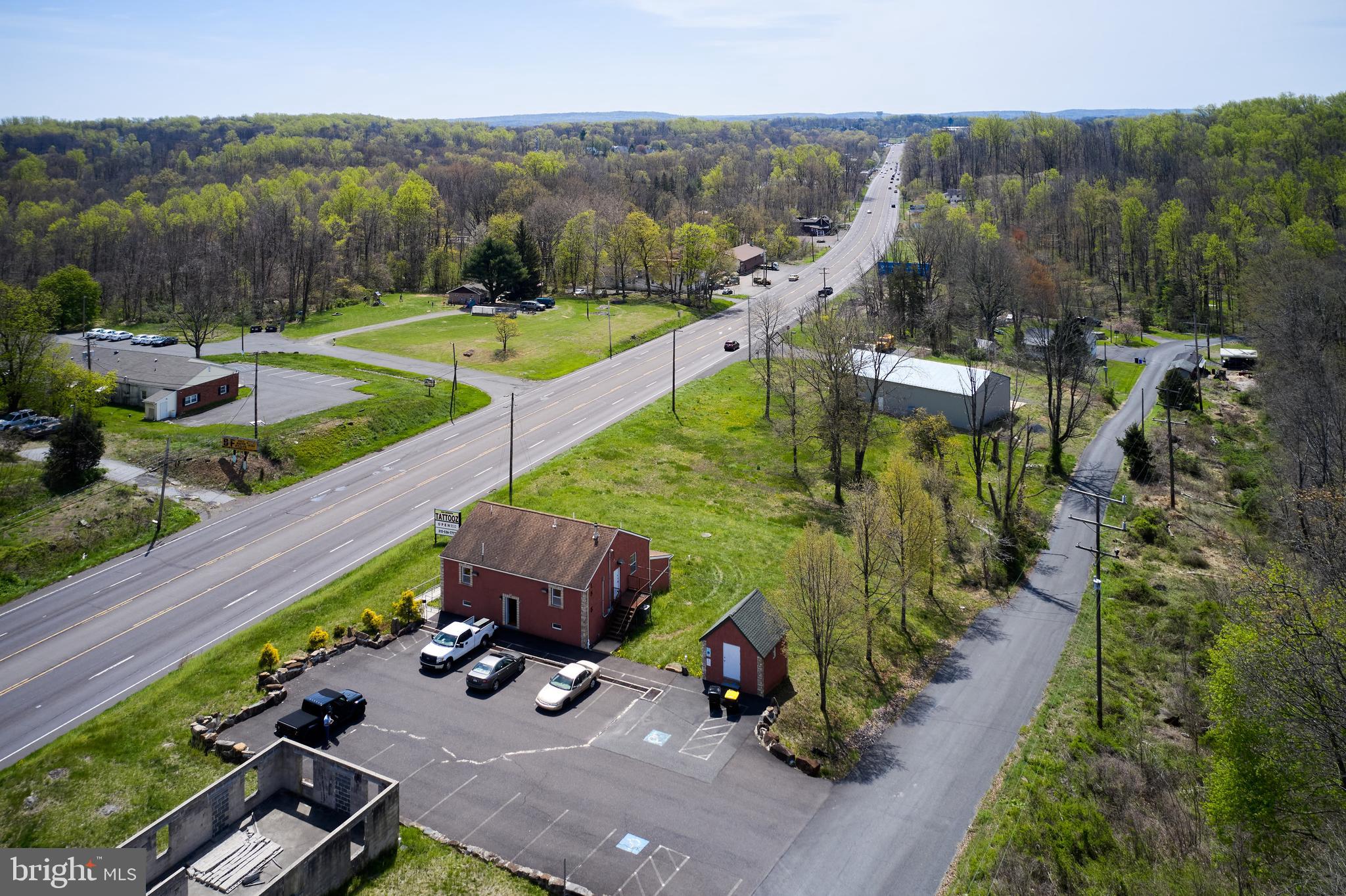 1585 ROUTE 309