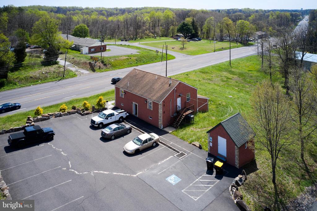 1585 ROUTE 309