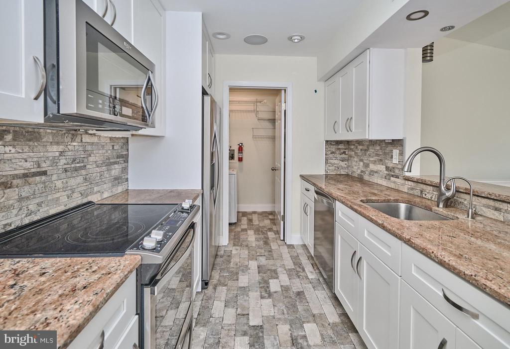 171 SHIRE DRIVE 17A