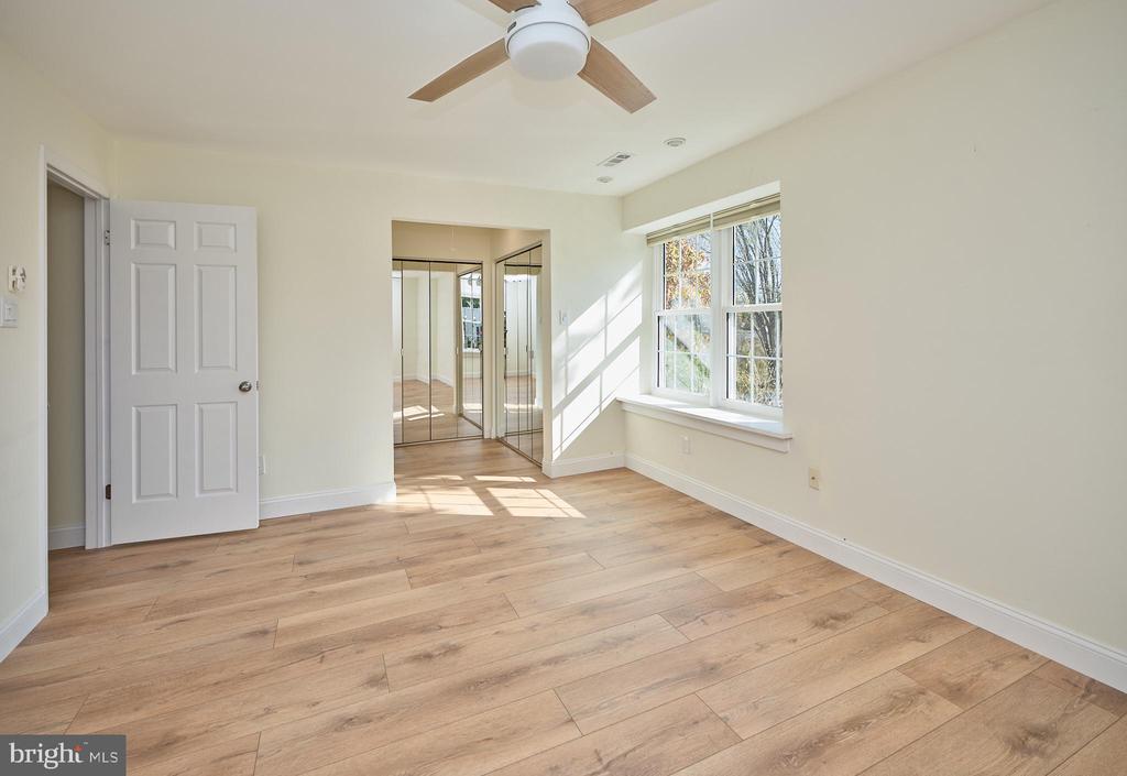 171 SHIRE DRIVE 17A
