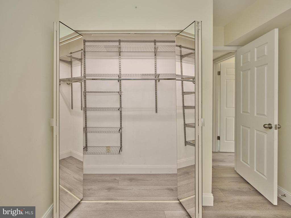 171 SHIRE DRIVE 17A
