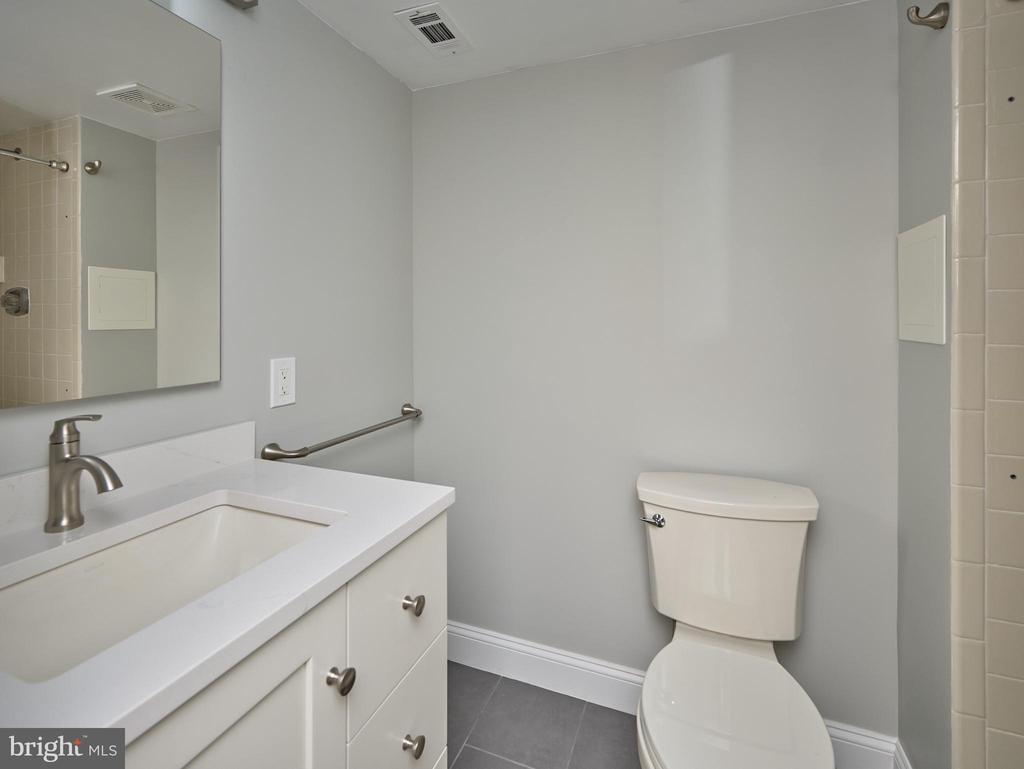 171 SHIRE DRIVE 17A