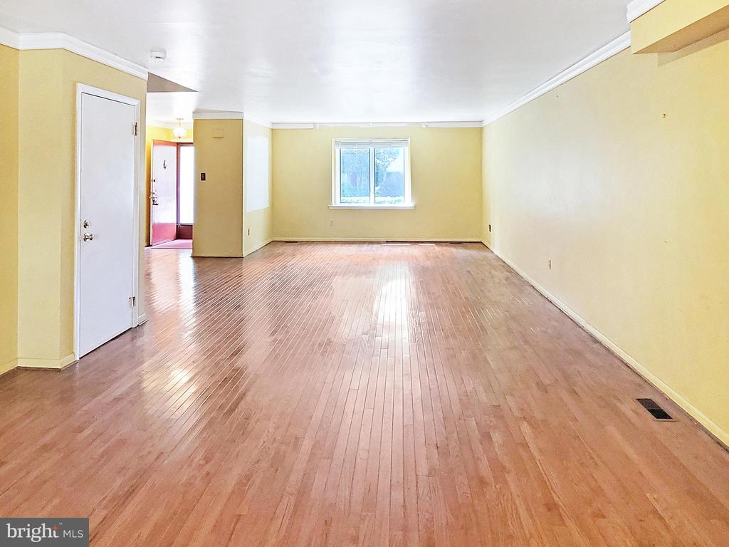 41 PARCHMENT DRIVE