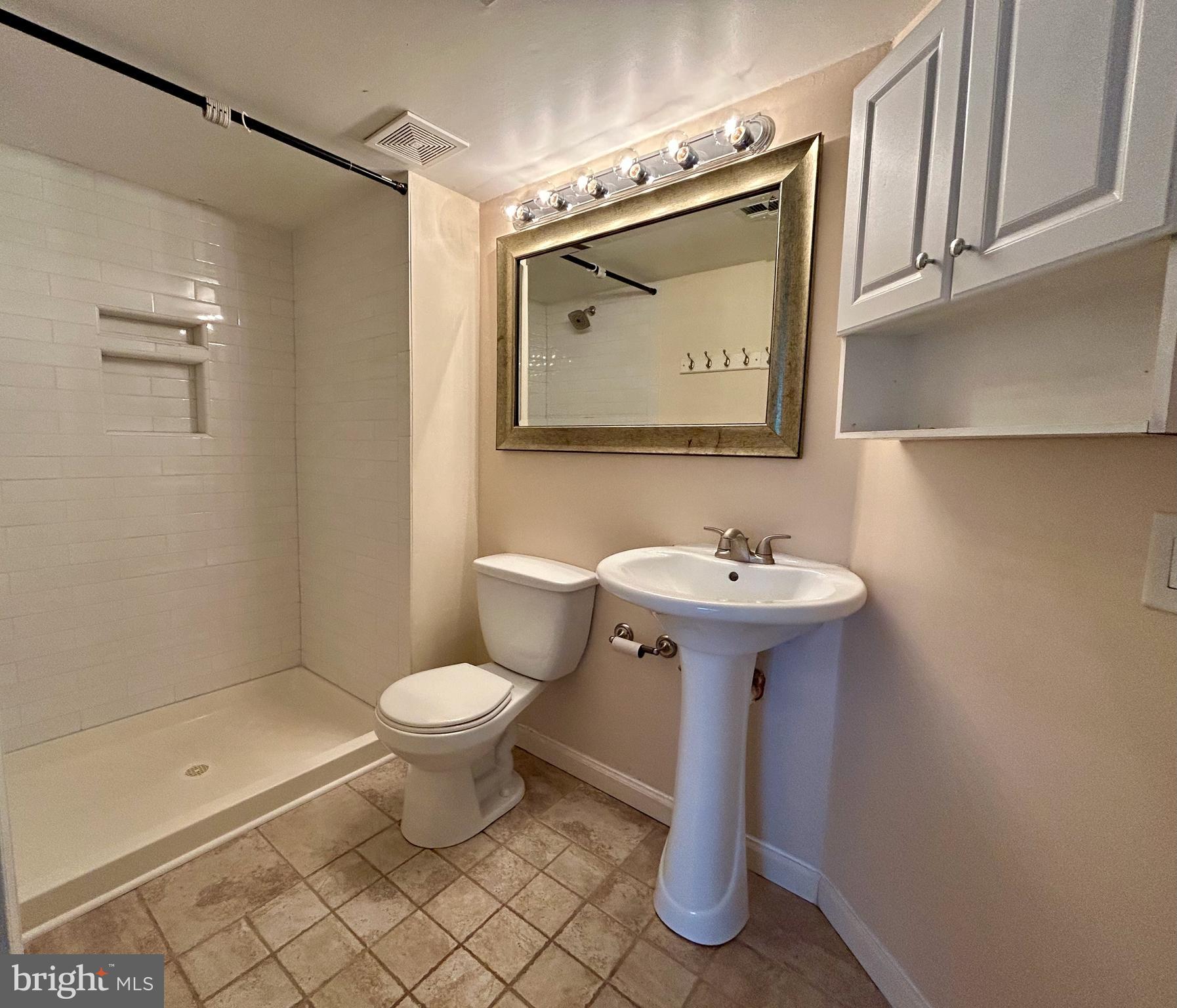 1407 SOCIETY PLACE 1