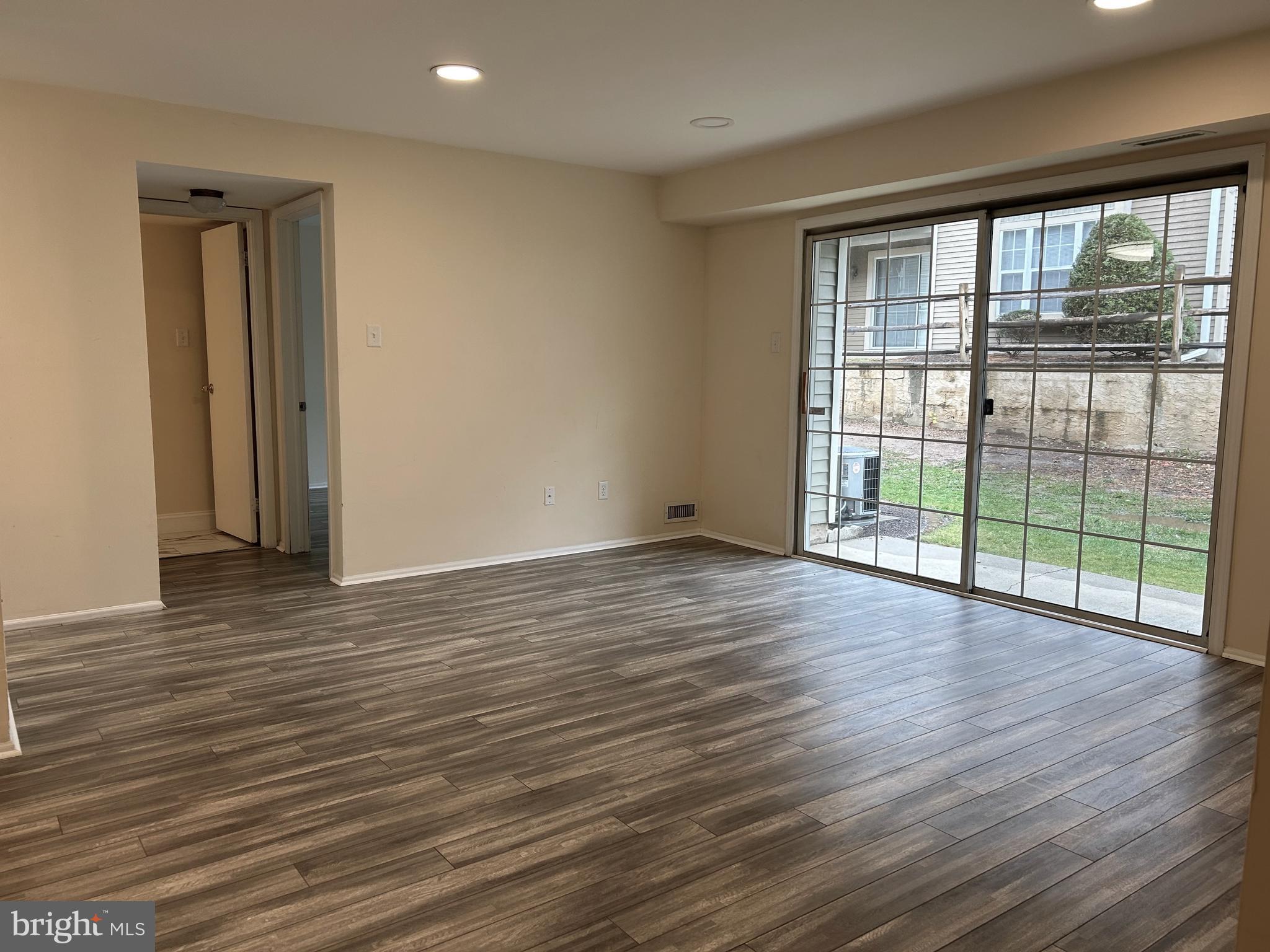 1407 SOCIETY PLACE 1