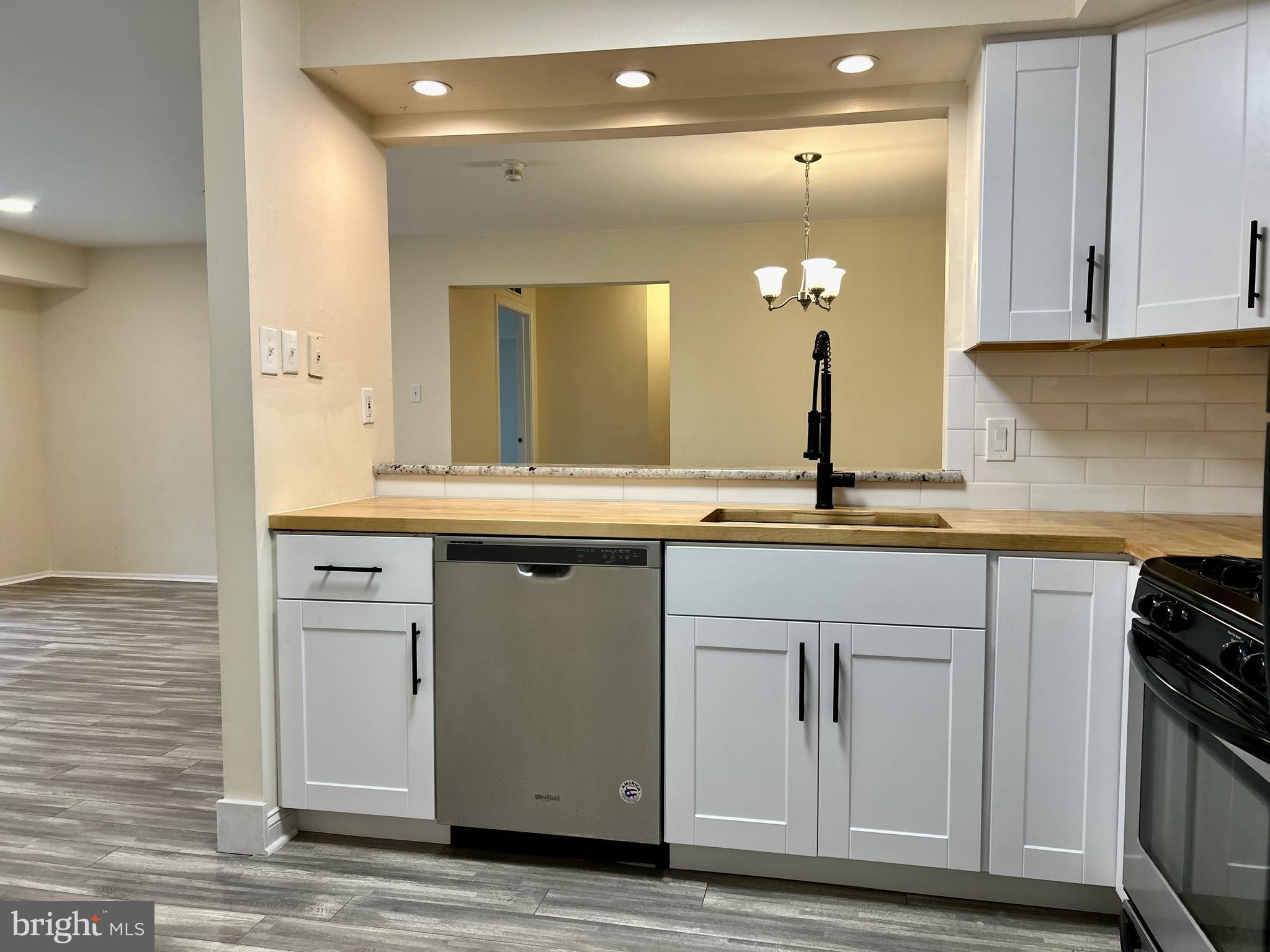 1407 SOCIETY PLACE 1