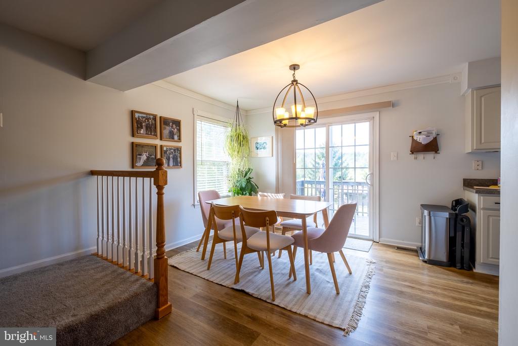 207 WINDSOR COURT