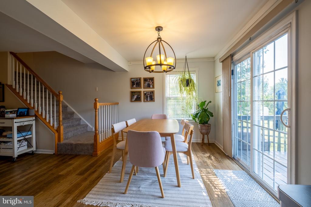 207 WINDSOR COURT