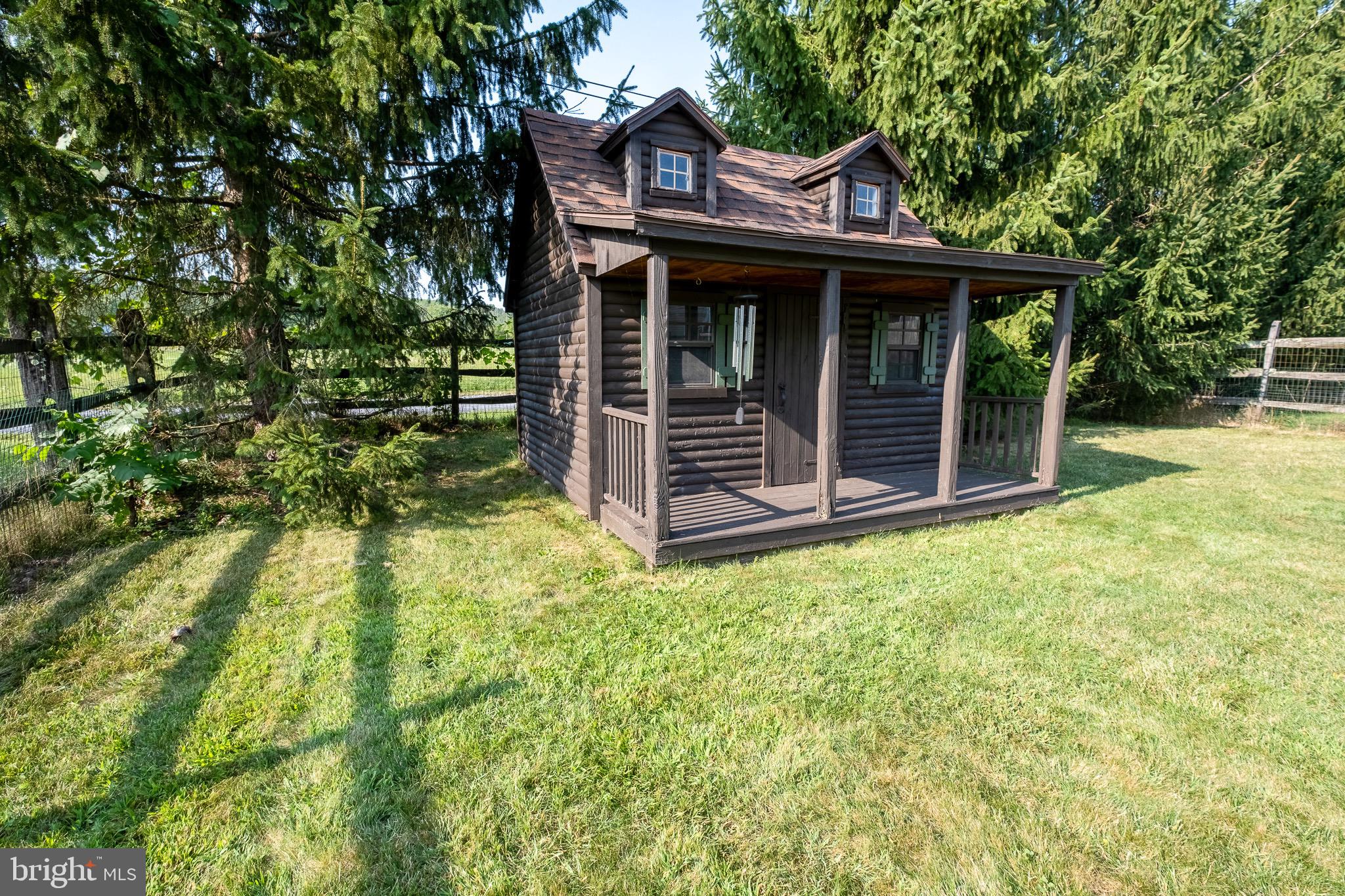 207 WINDSOR COURT