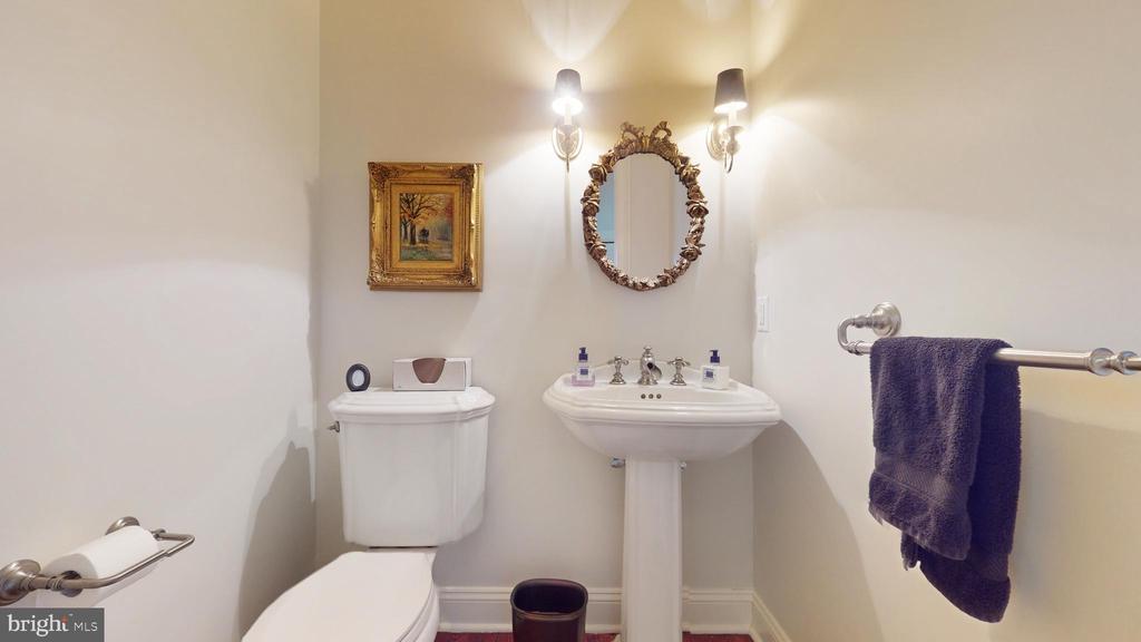 3 SPRUCEFIELD COURT
