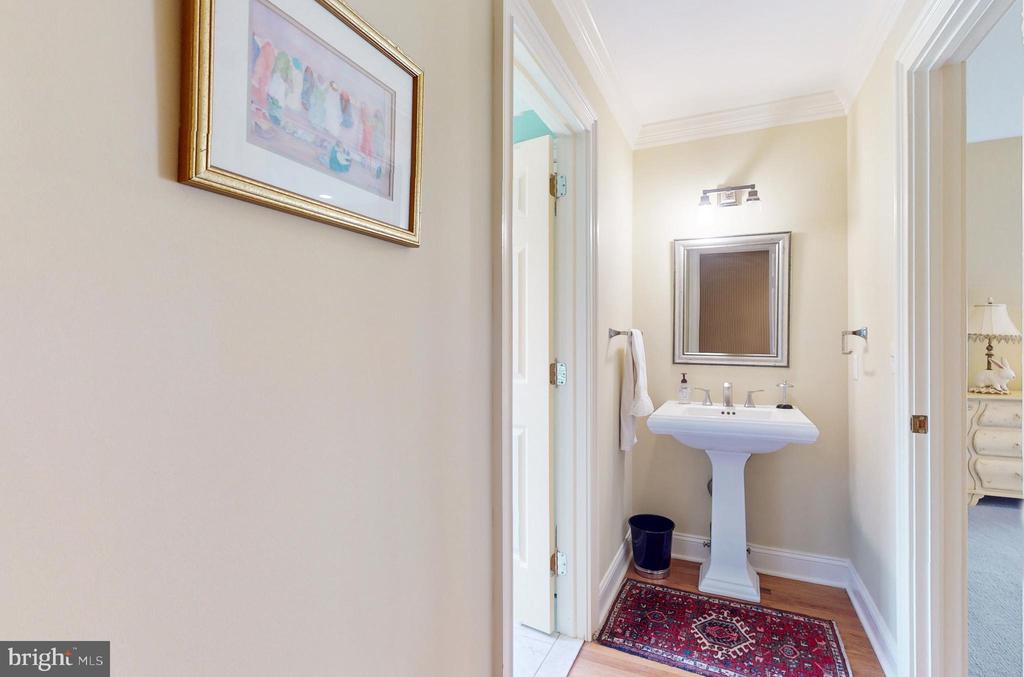 3 SPRUCEFIELD COURT