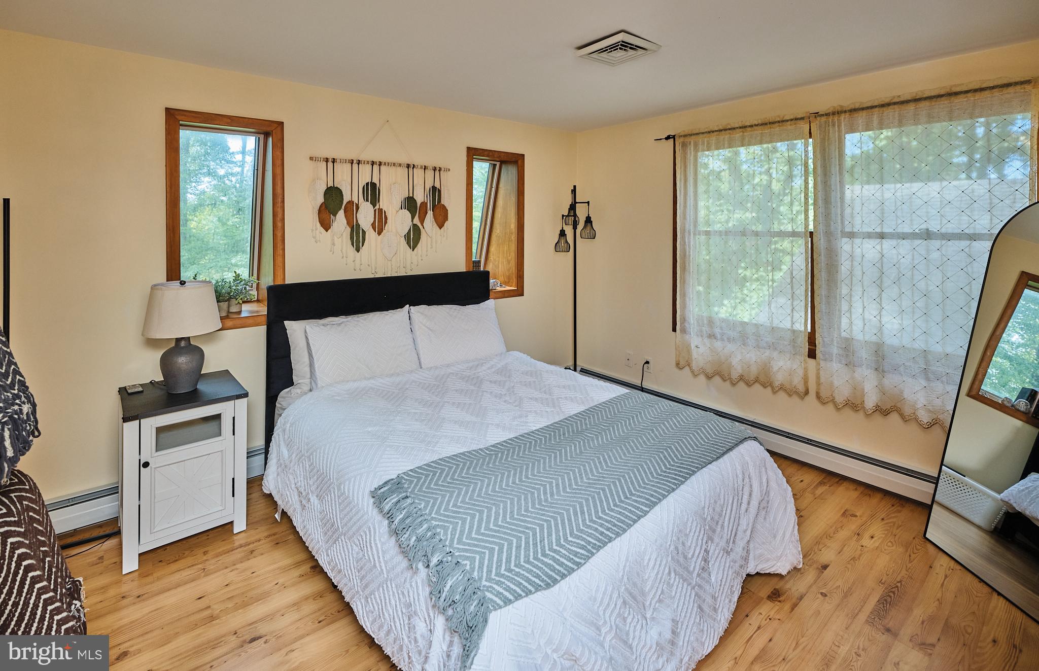 538 LAKE WARREN ROAD