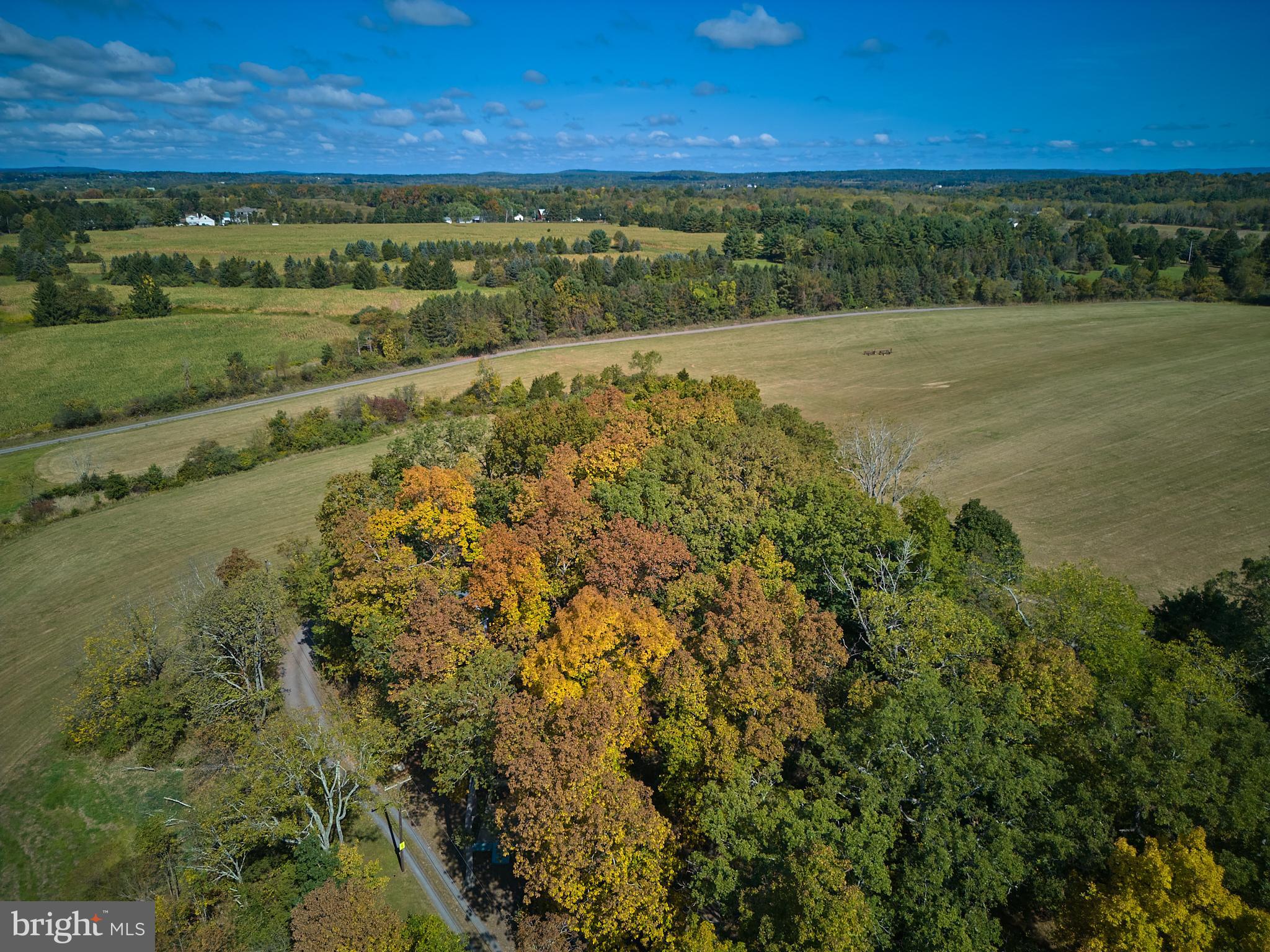 563 E DARK HOLLOW ROAD 245 KYLE LN