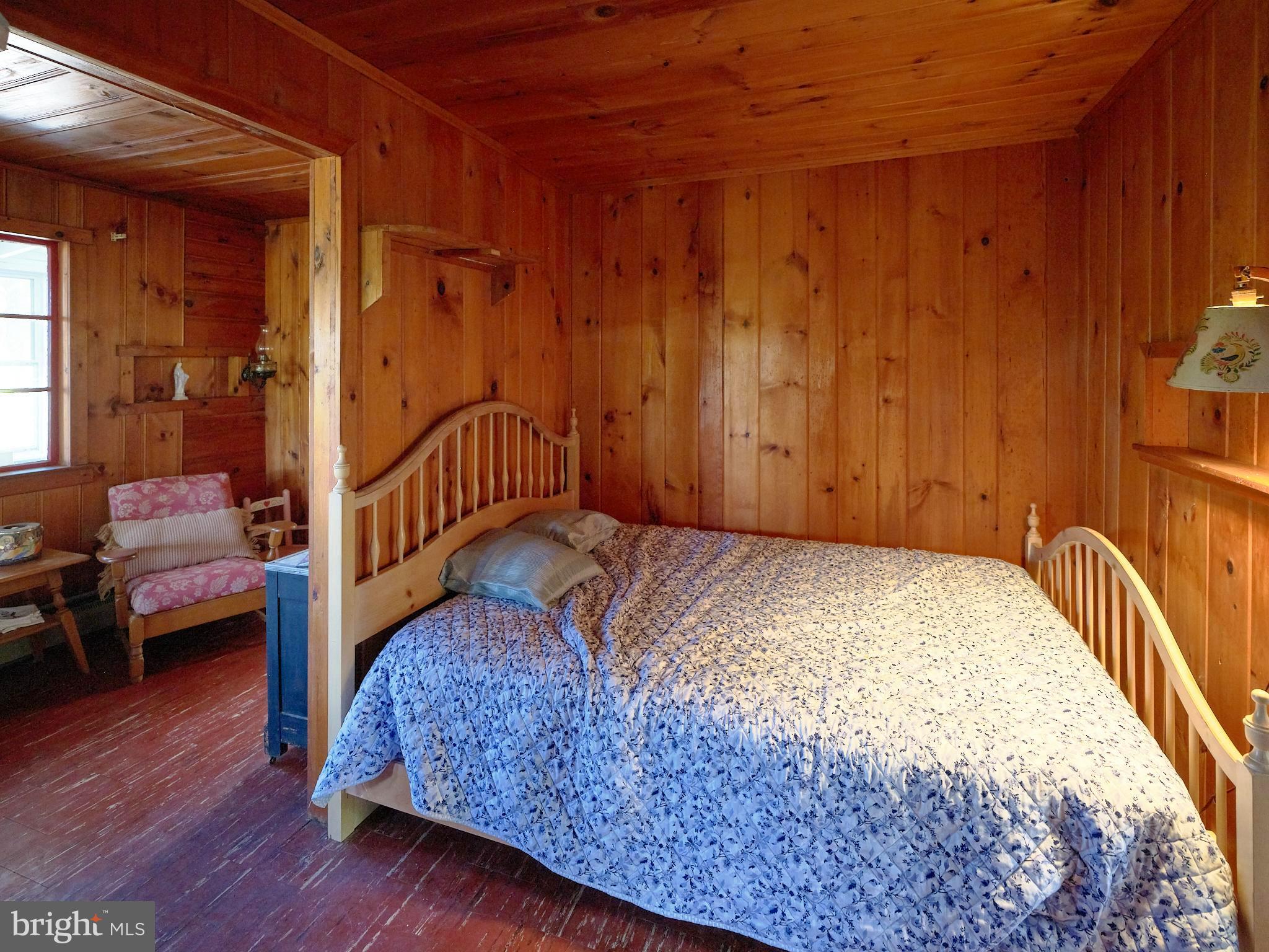 563 E DARK HOLLOW ROAD 245 KYLE LN