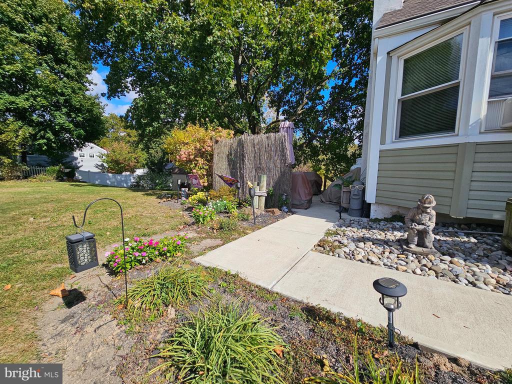 210 EASTON ROAD