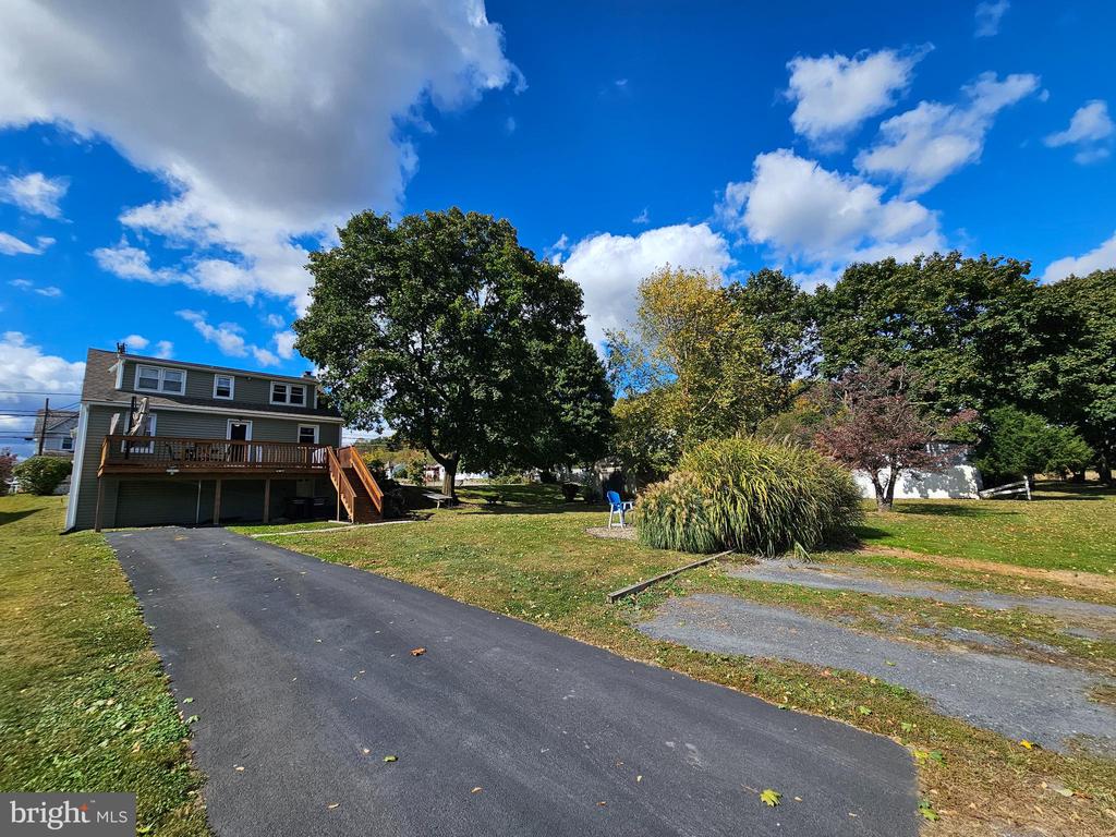 210 EASTON ROAD