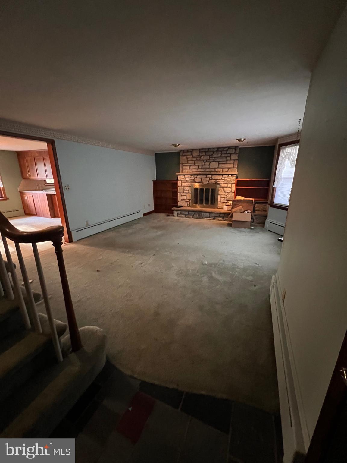 1086 CREAMERY ROAD