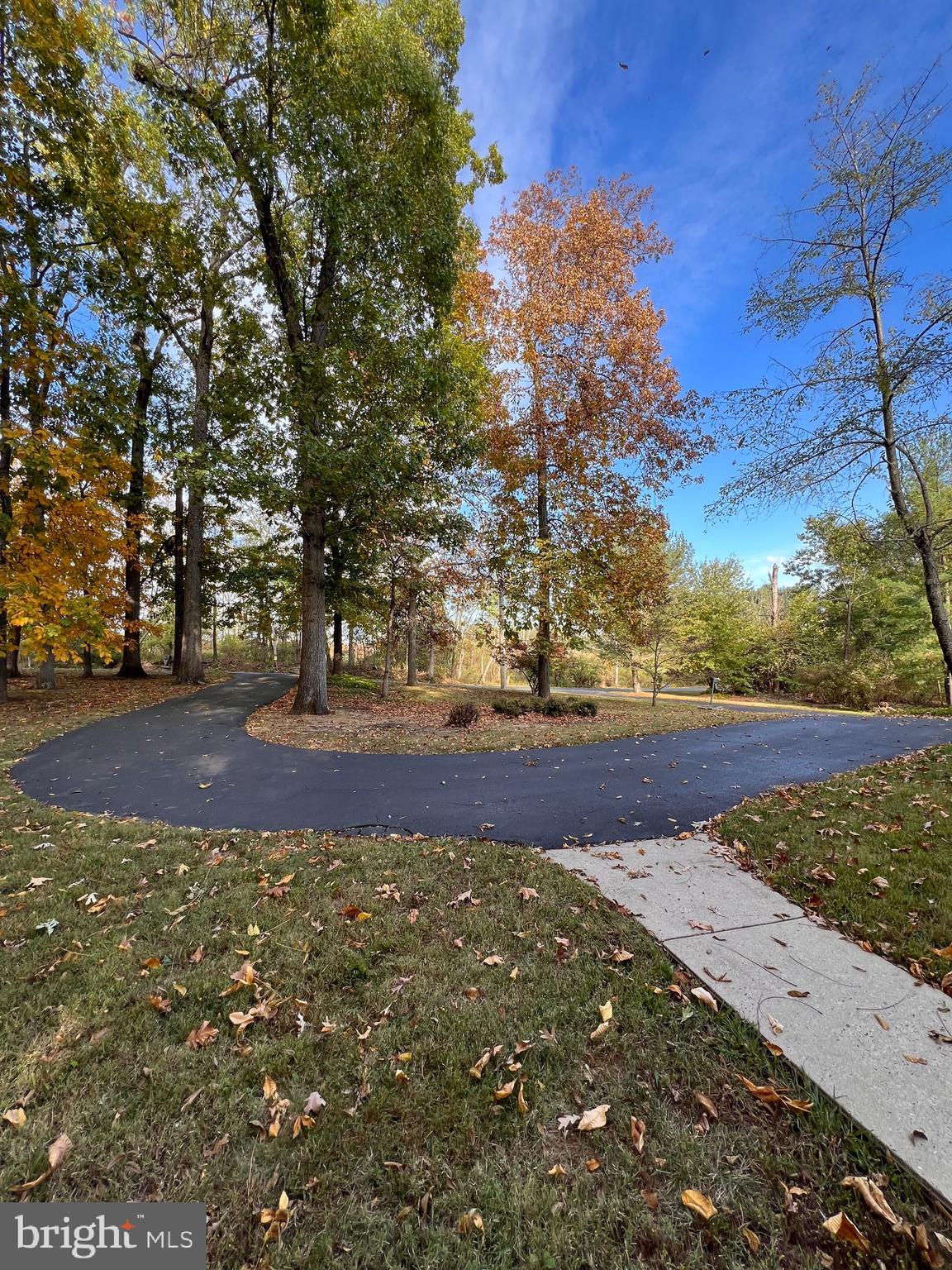 1086 CREAMERY ROAD