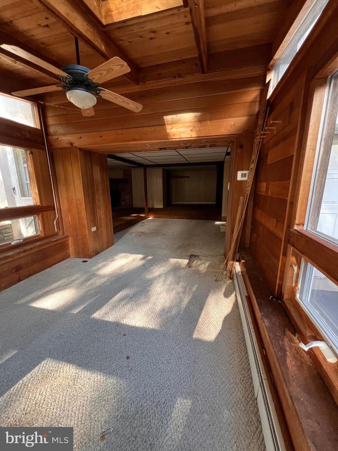 1086 CREAMERY ROAD