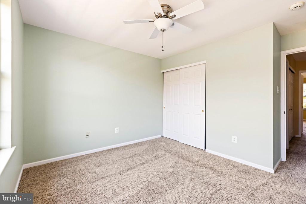 863 BRECKINRIDGE COURT