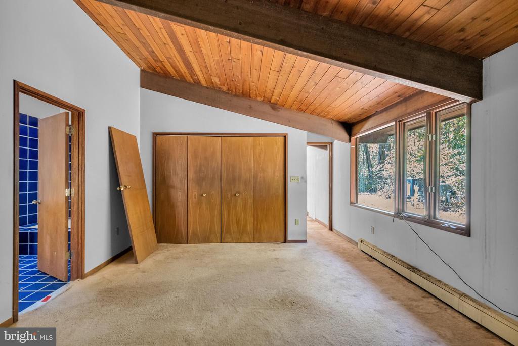 142 WOODLAND DRIVE