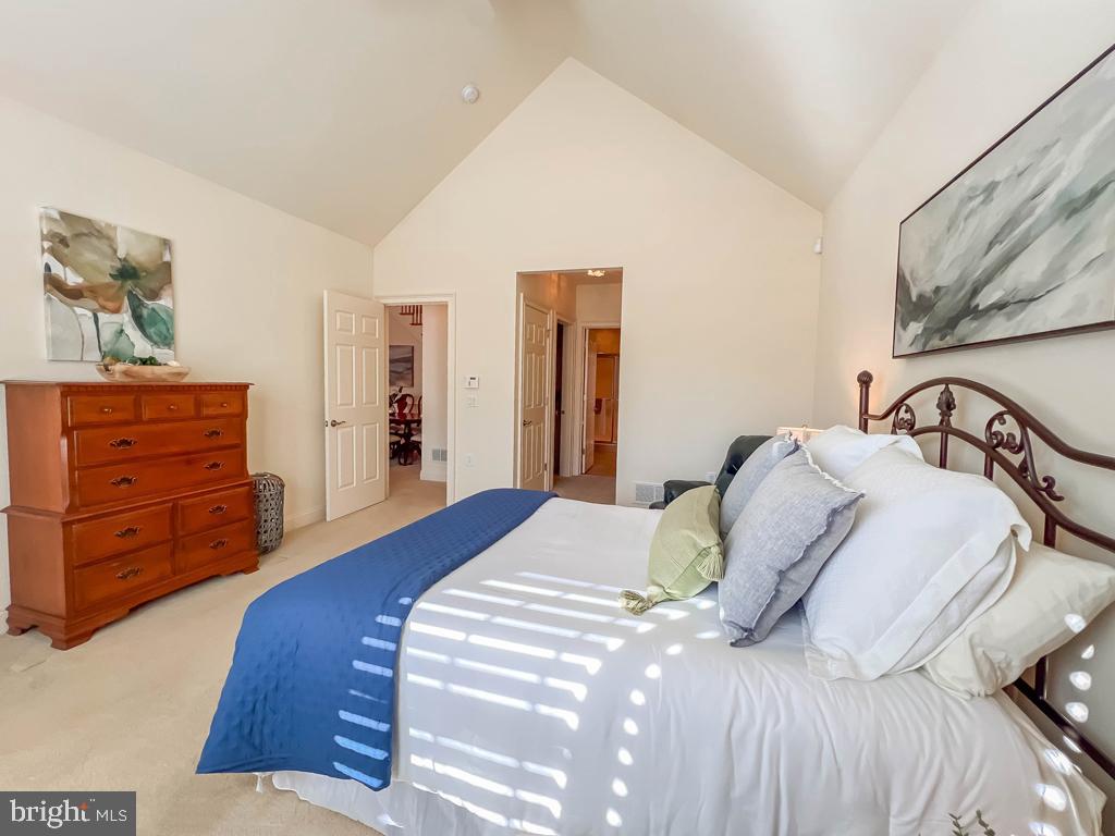240 WILLOW DRIVE