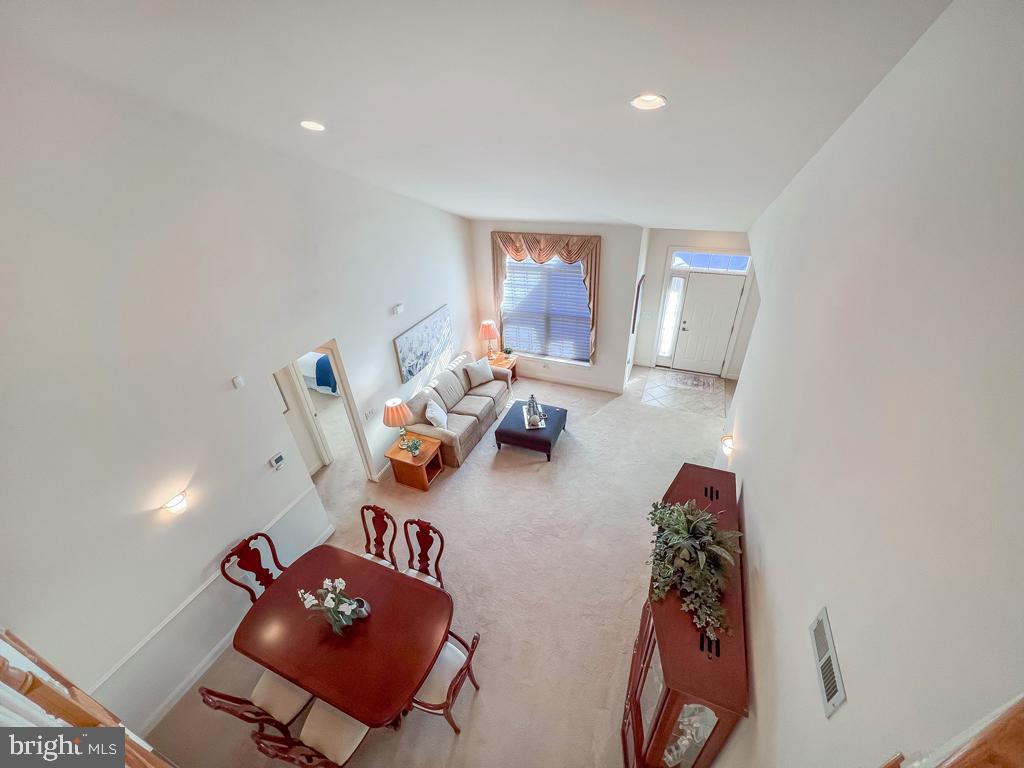 240 WILLOW DRIVE